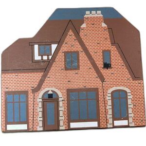 Cat's Meow Village Collectible 1926 McPherson Oil Company Building